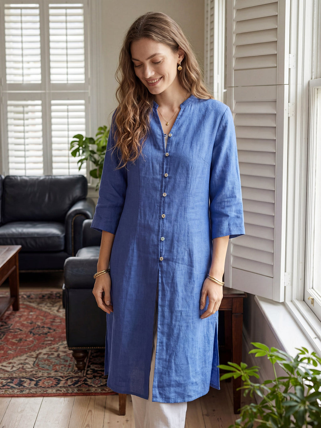 LINTICO 100% Linen Hand Button Long Top DILLON — in-use photo