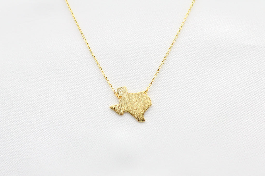 KADOU BOUTIQUE Texas State Map Necklace - Matte Polish — main product shot