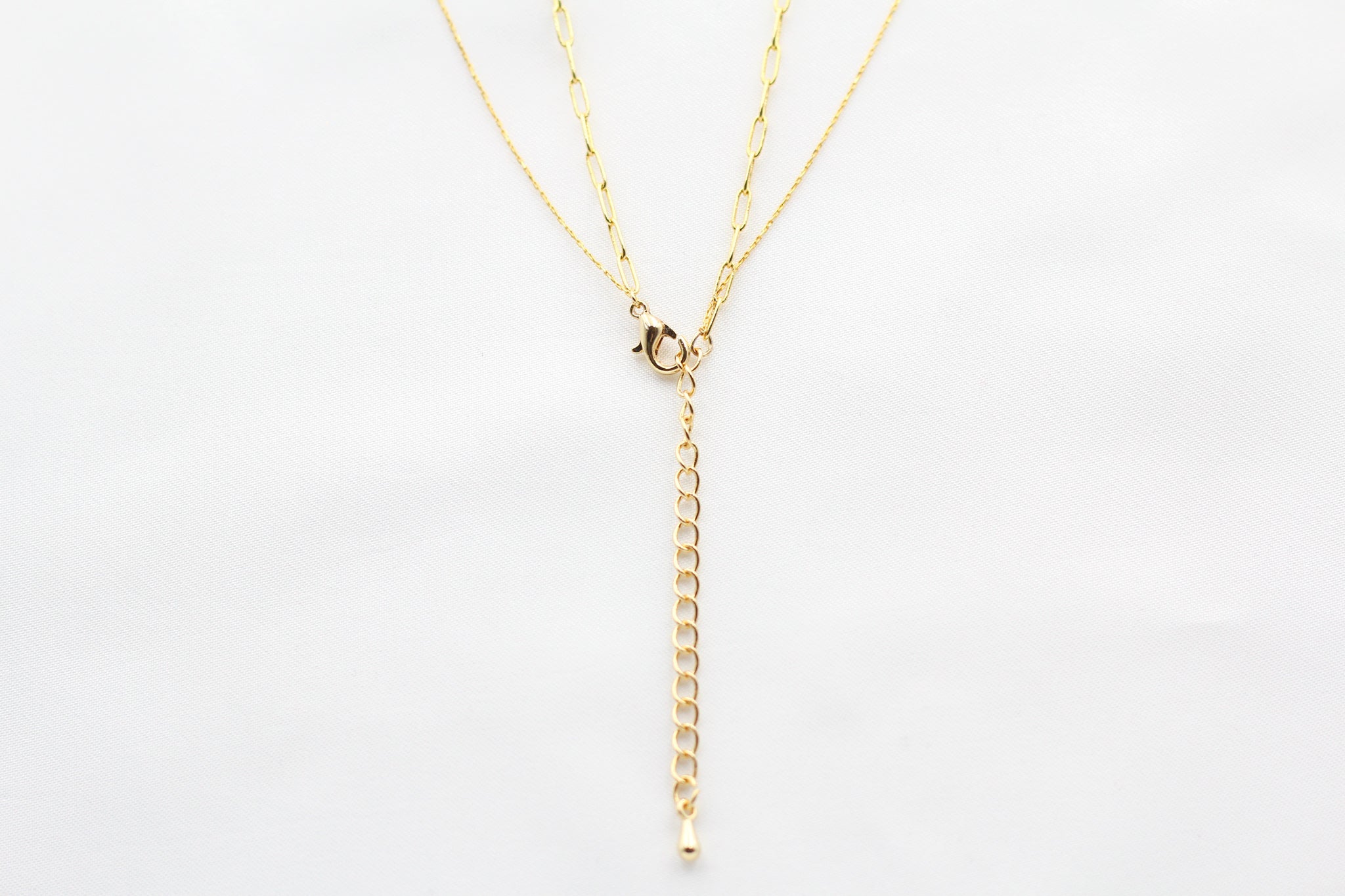 KADOU BOUTIQUE Dainty Double Chain Necklace — detail close-up