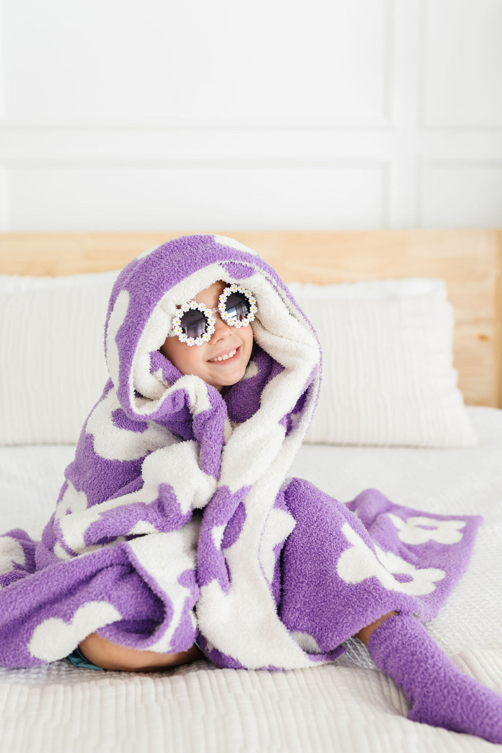 Mila & Rose ® Lilac/Coconut Flower Cozy Blanket — main product shot