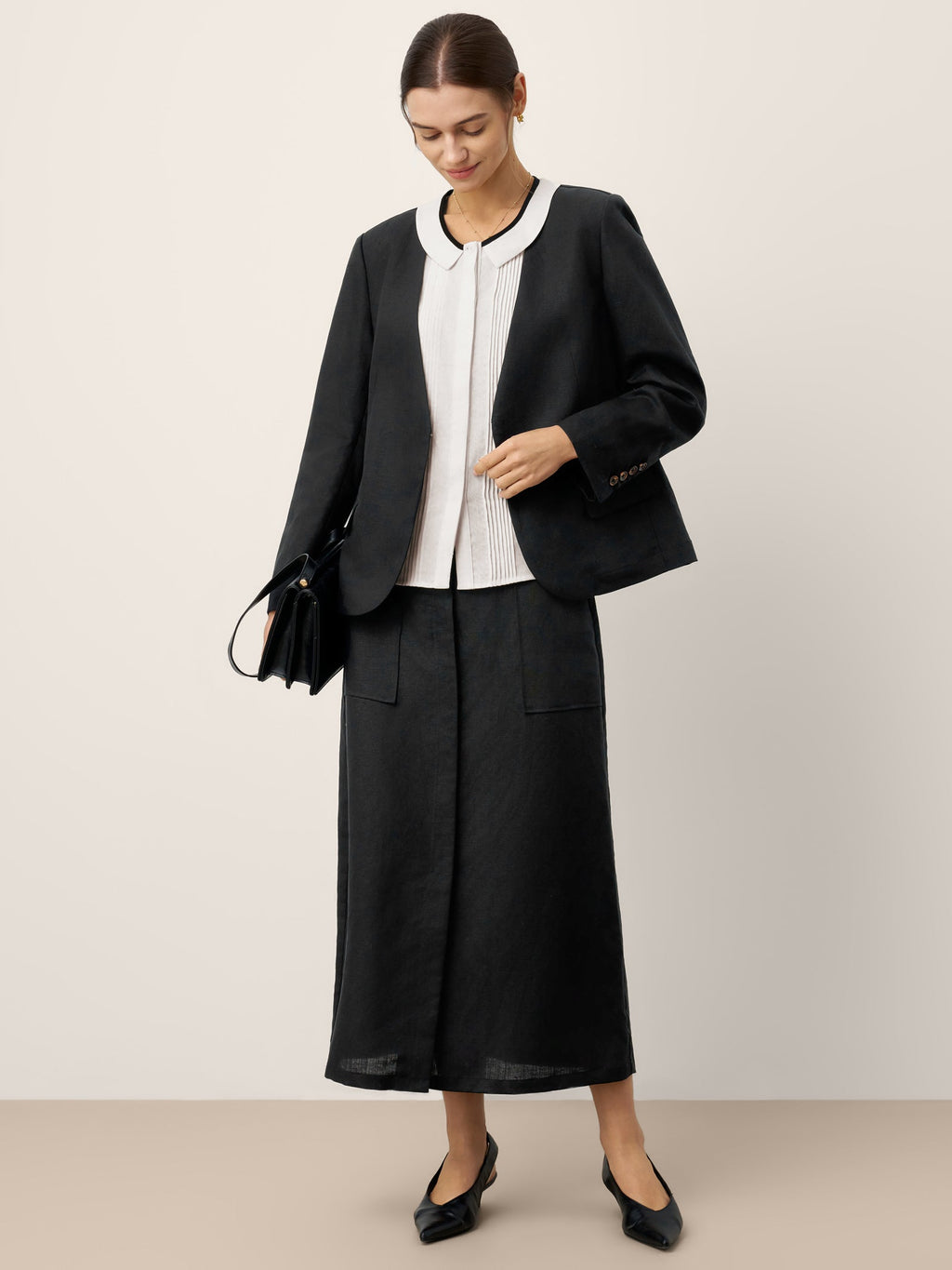 LINTICO Linen-Lyocell Contrast Trim Pleated Sleeveless Top JUNIPER — detail shot 8