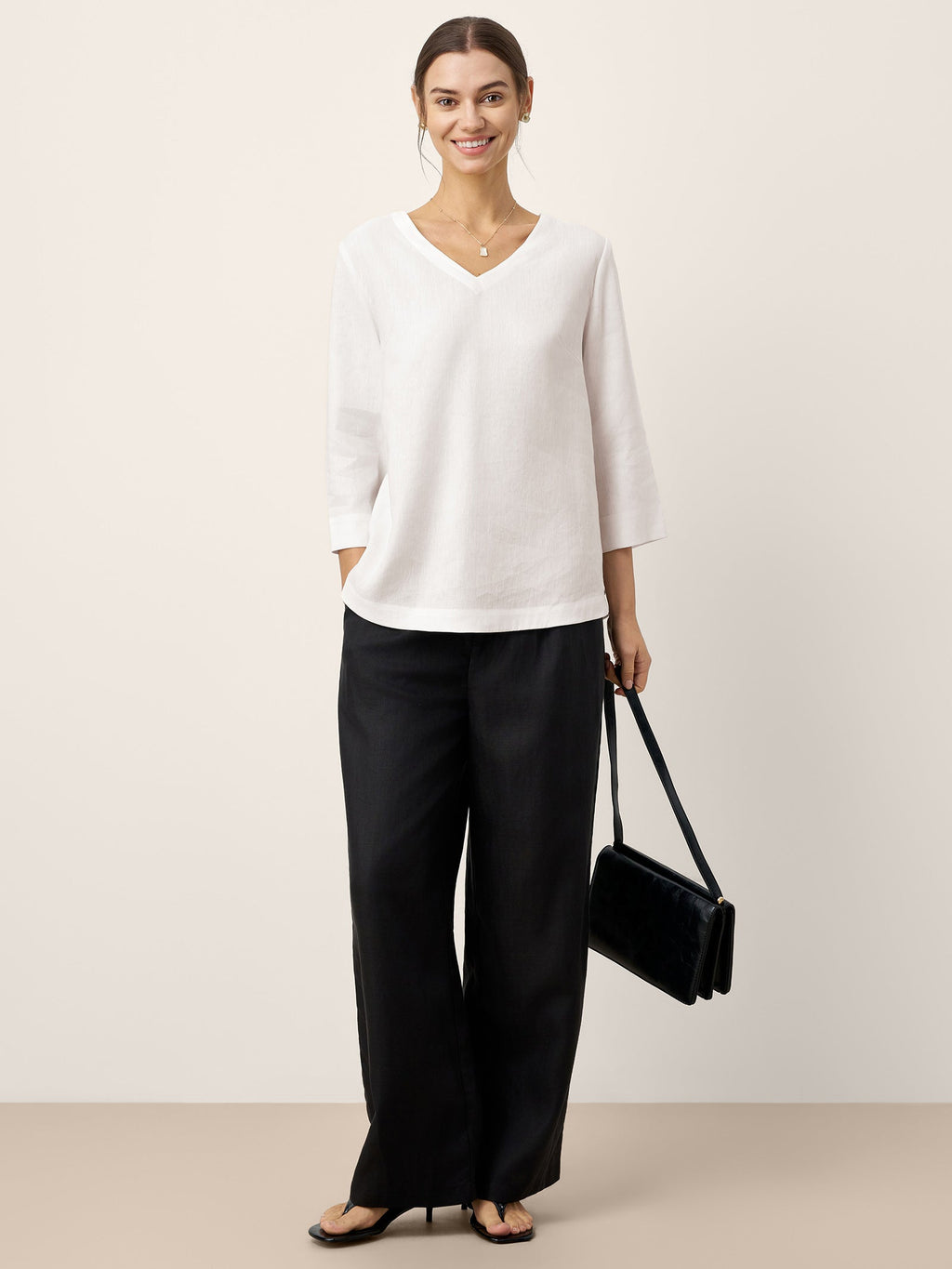 LINTICO LINTICO Linen-Lyocell V-Neck Button Detail Overtop ODETTE — detail shot 7