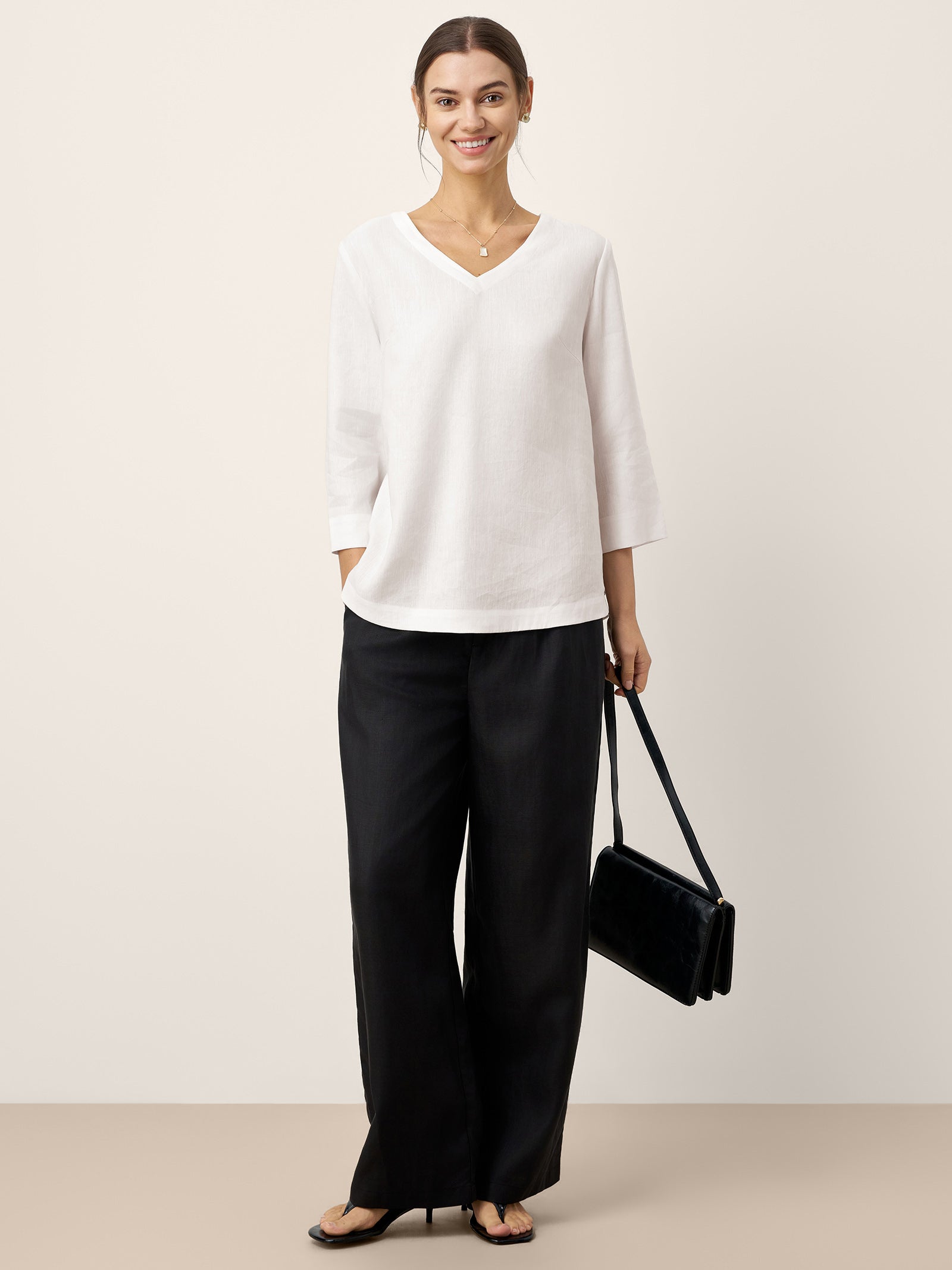 LINTICO LINTICO Linen-Lyocell V-Neck Button Detail Overtop ODETTE — detail shot 7