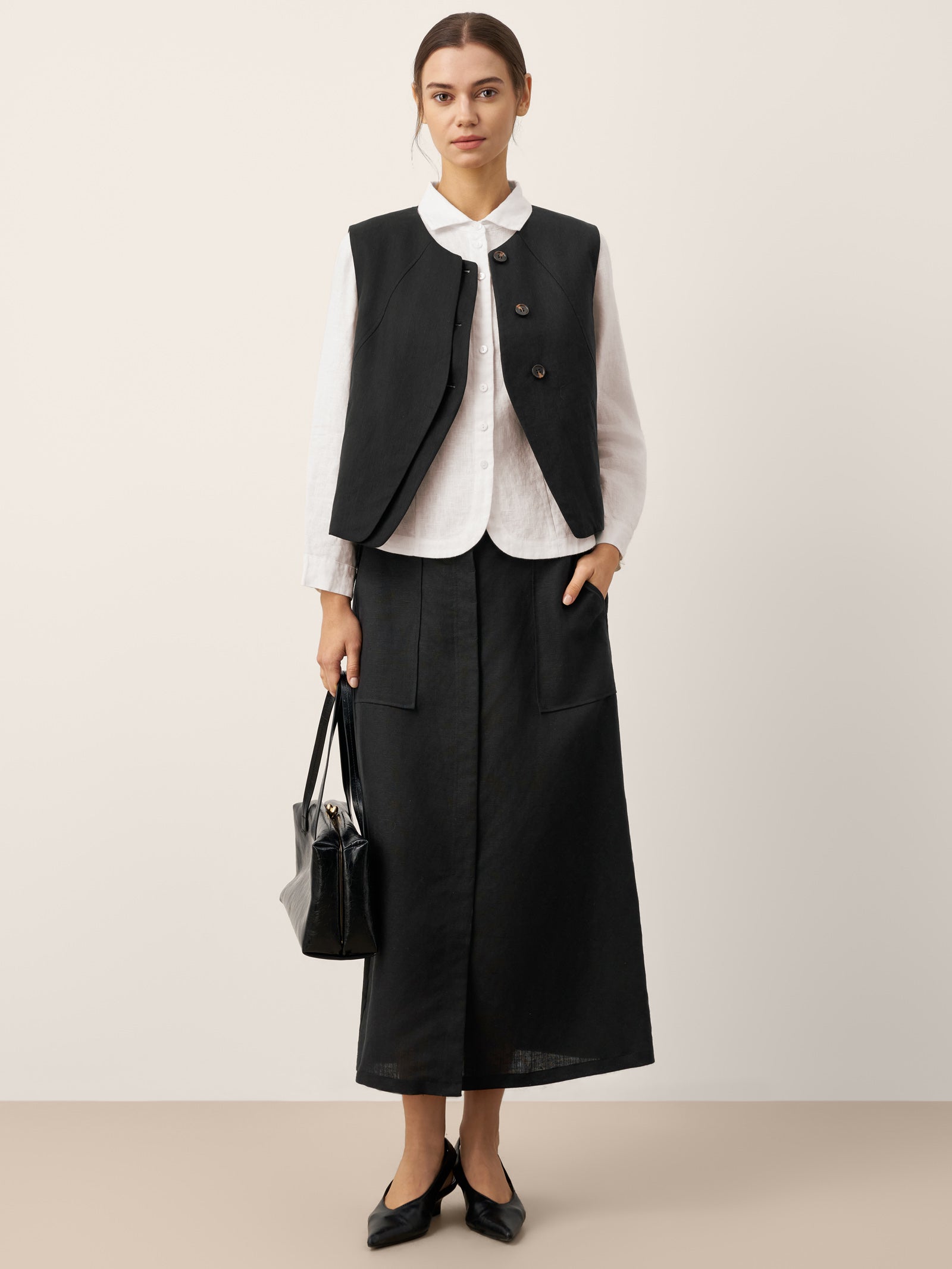 LINTICO Linen-Lyocell Patch Pocket Placket Skirt LYRA — detail shot 9