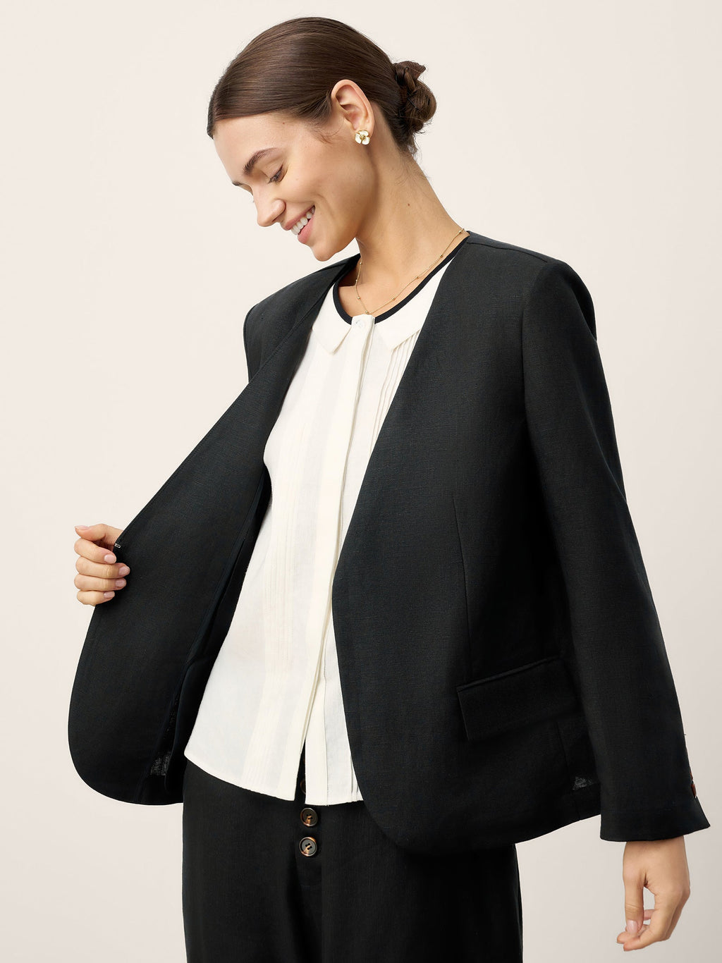 LINTICO Linen-Lyocell Relaxed V-neck Tailored Blazer VERITY — outerwear-blazers-linen blend category context