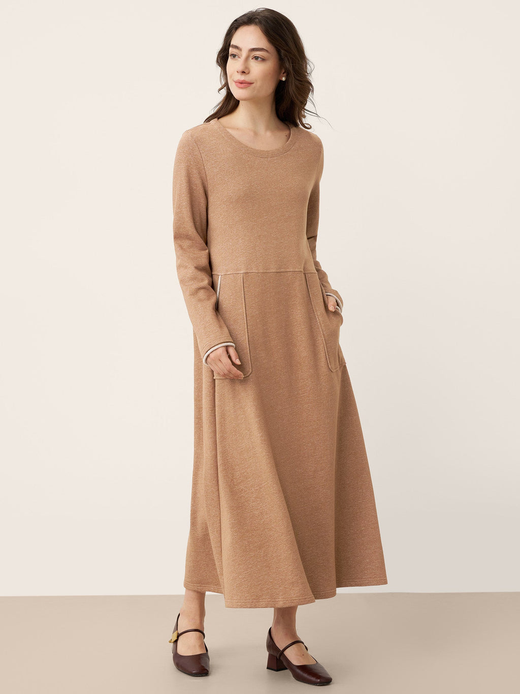 LINTICO Linen Cotton Colorblock Trim Pocket Maxi Dress CLEMENTINE — LINTICO branding close-up
