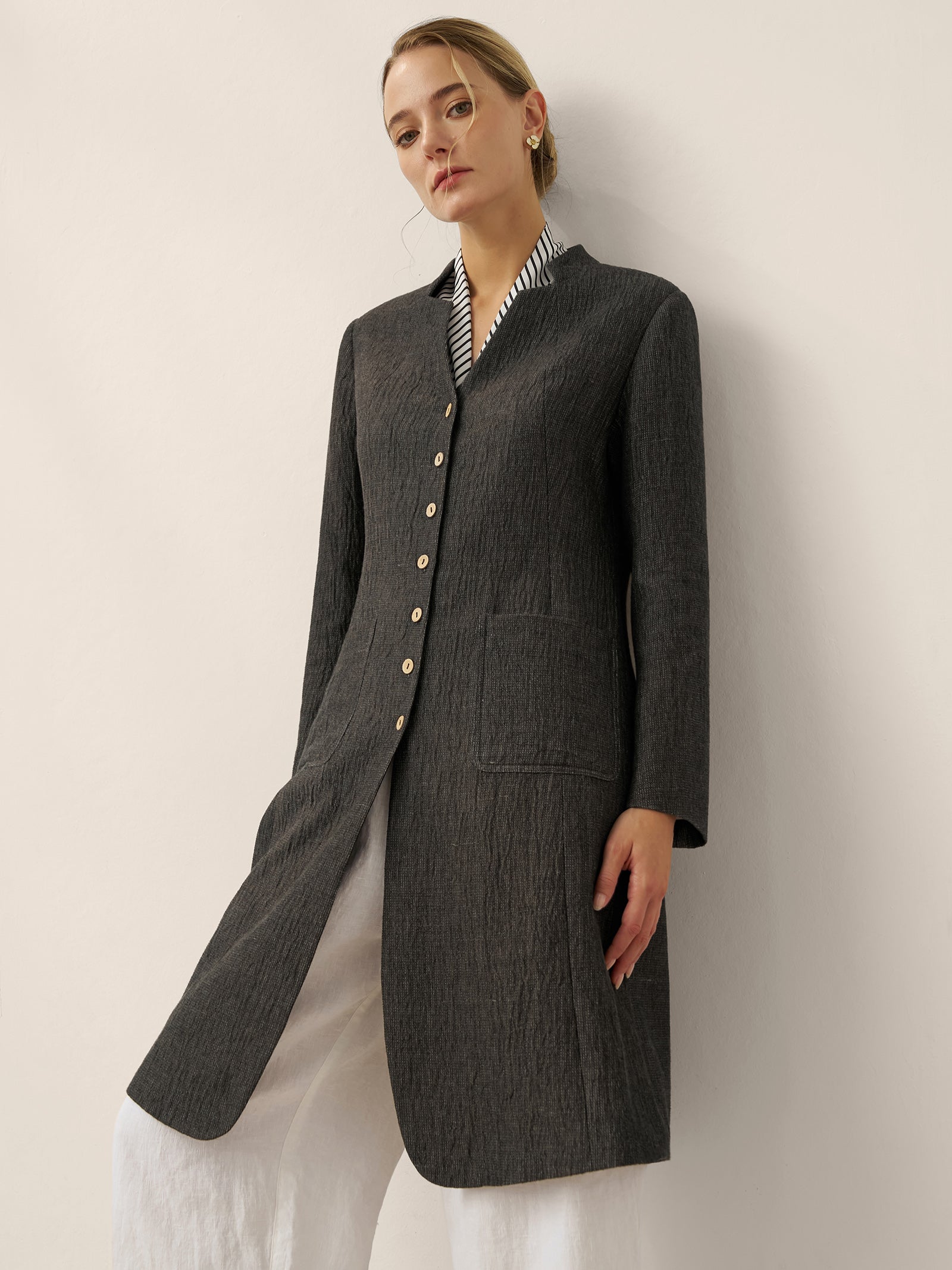 LINTICO Linen Mandarin Collar Button-Up Long Shirt Jacket JORDAN — construction detail