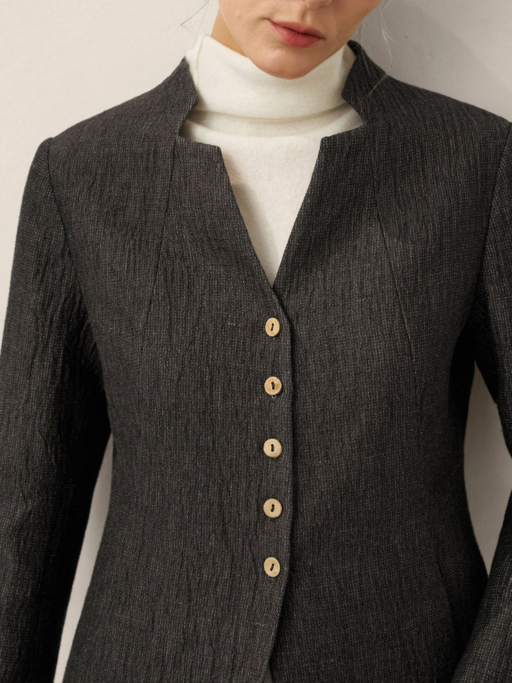 LINTICO Linen Mandarin Collar Button-Up Shirt Jacket KIMBERLY — detail shot 6