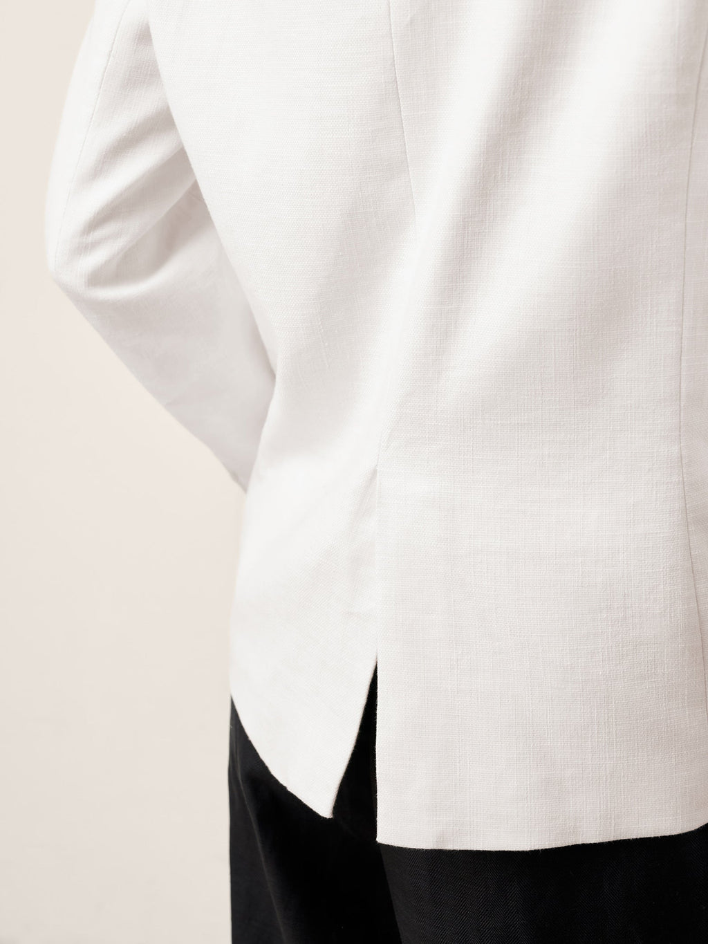 LINTICO Linen Peak Lapel Crossover Blazer IRIS — detail shot 7