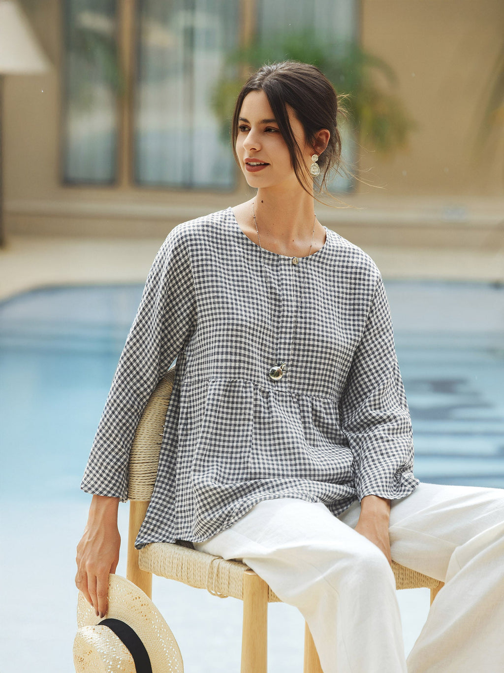 LINTICO Linen Checked Long-Sleeved Top CAROLINE — LINTICO branding close-up