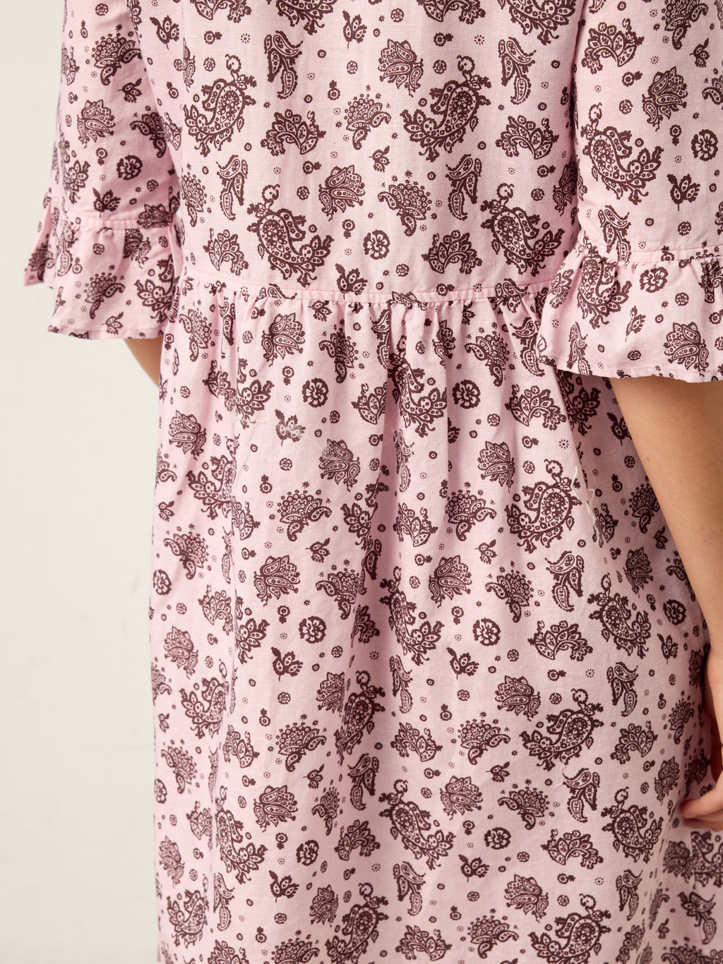 LINTICO Linen Paisley Pintucked Ruffle-Cuff Maxi Dress MAELYN — detail shot 7