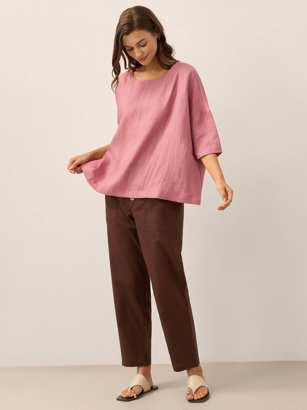 LINTICO Linen Simple Button Fly Trousers HEIDI — detail shot 8