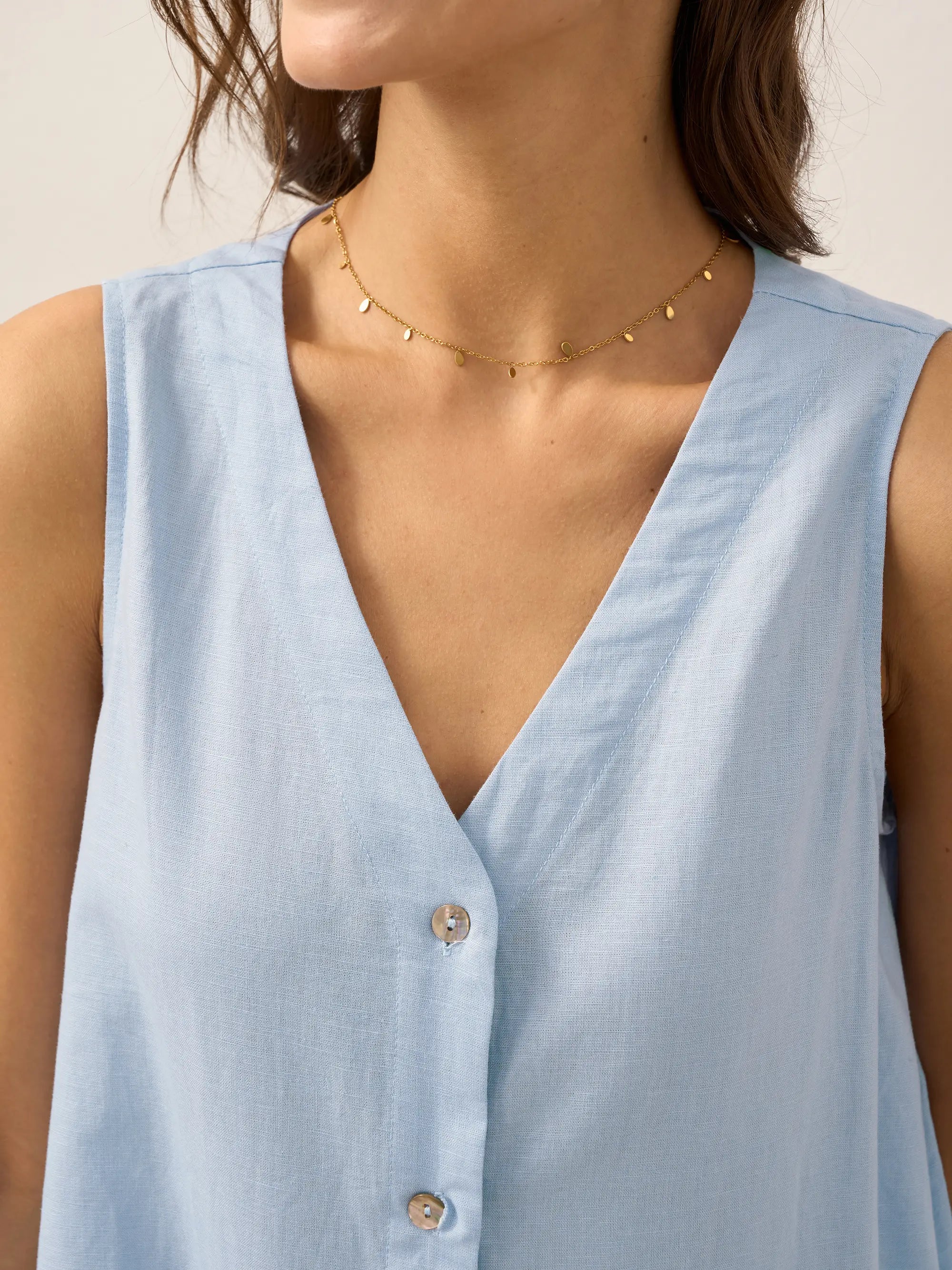 LINTICO Linen Vacation Sleeveless V-Neck Mid-Length Dress CELINE — detail shot 10