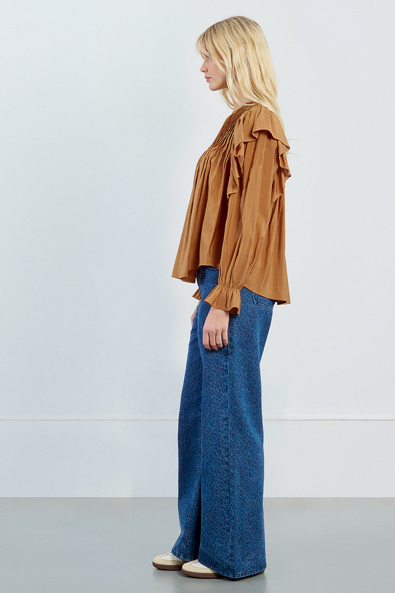 KADOU BOUTIQUE Long Sleeve Ruffle Blouse — side view