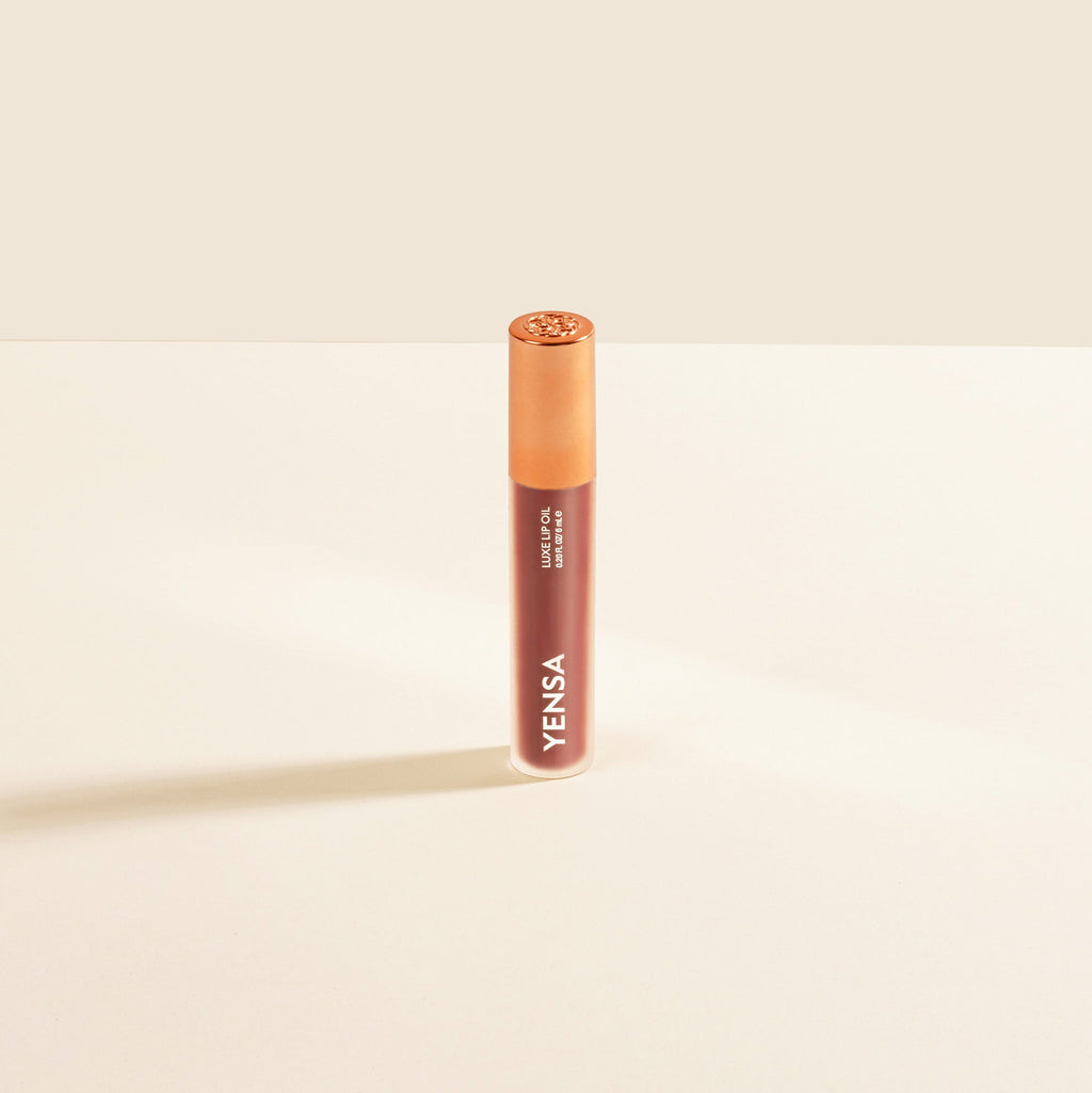 YENSA Luxe Lip Nourishing Oil with Hyaluronic + Vitamin E — feature highlight