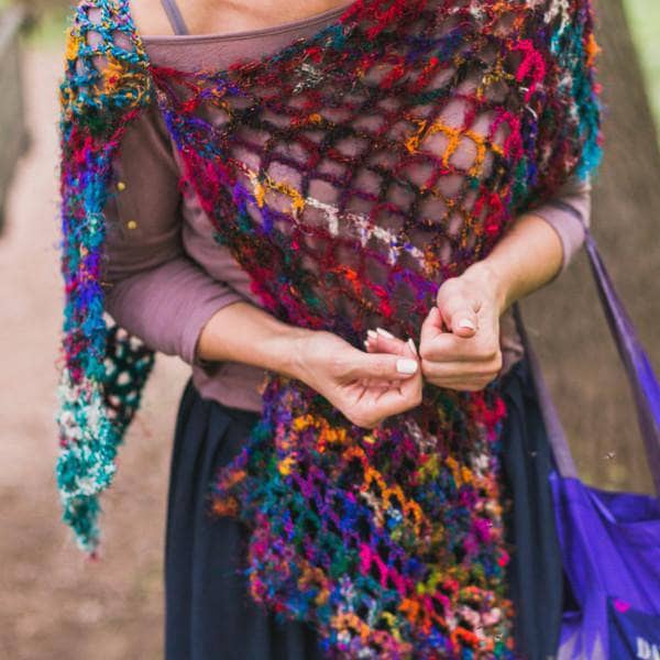 Darn Good Yarn Darn Good Yarn QuadraMesh Easy Crochet Shawl Kit — detail shot 6