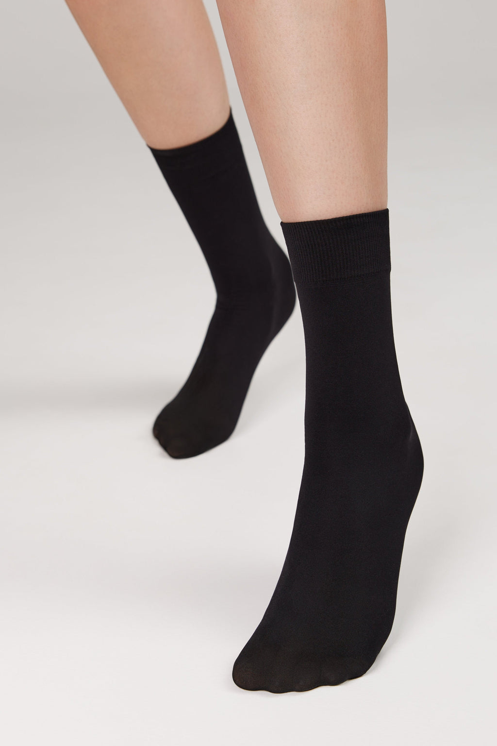 TheRanok.com Socks Conte Microfibra 50 Den (1 pair) — detail close-up