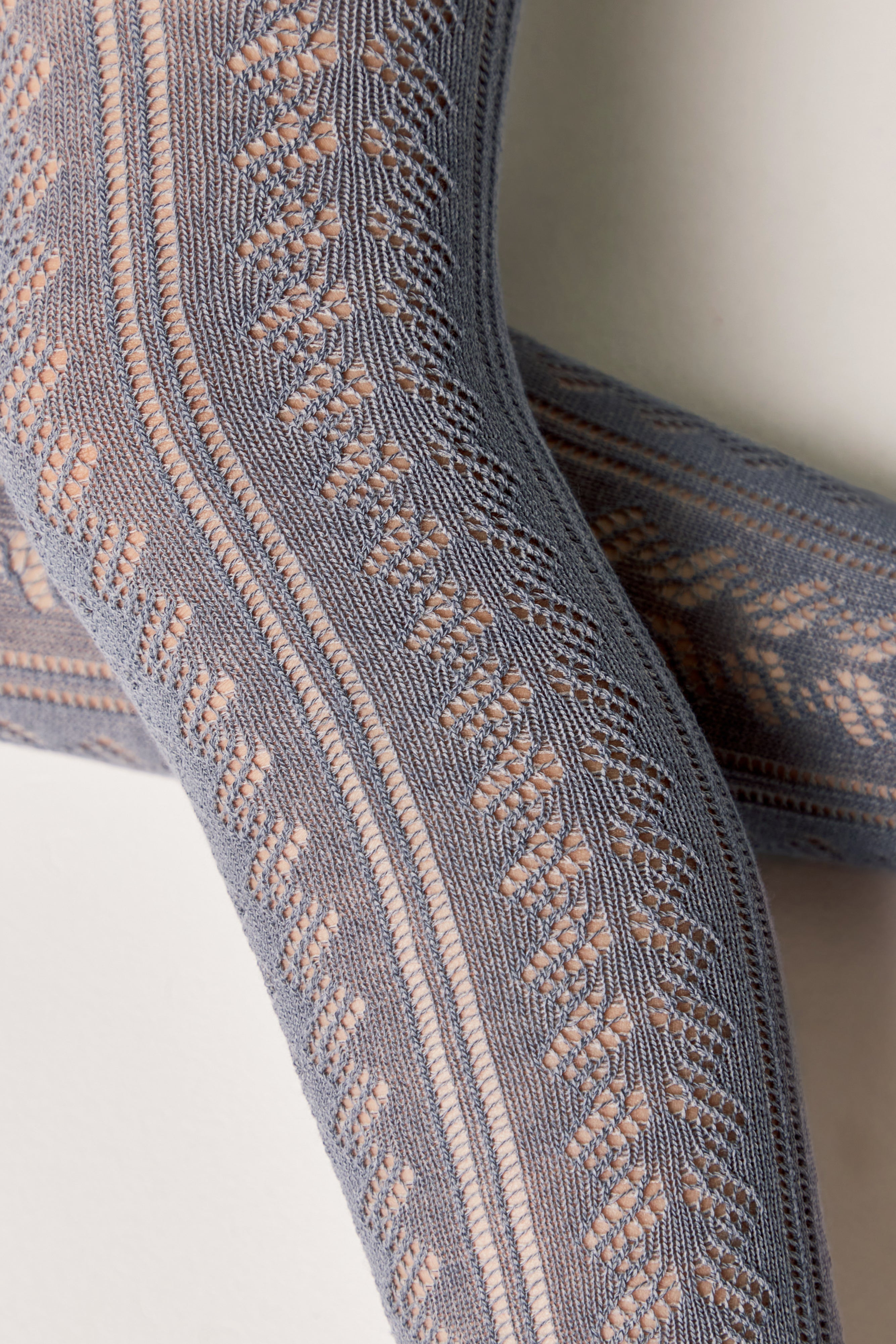 TheRanok.com Conte-Kids Cotton Tights Miss 617 - Lace Pattern — fabric or material detail