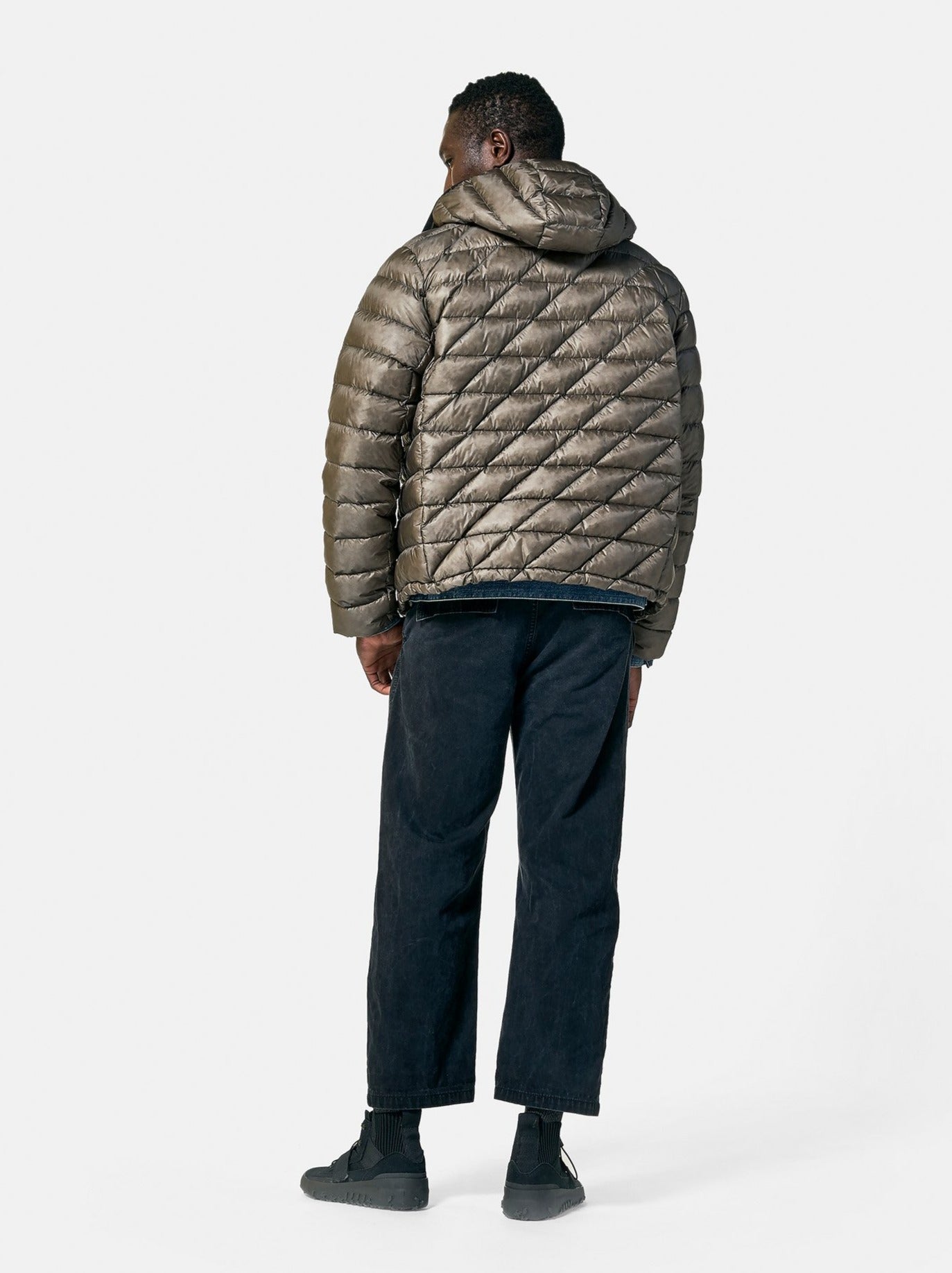 Holden Outerwear Packable Down Jacket - Morel — detail close-up