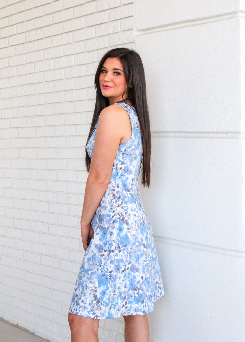KADOU BOUTIQUE Maggie Sleeveless Dress — detail close-up