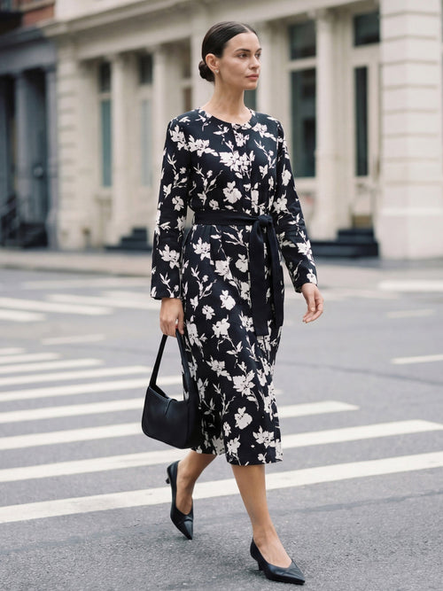 LINTICO 100% Linen Floral Printed Gathered Maxi Dress ELODIE — construction detail