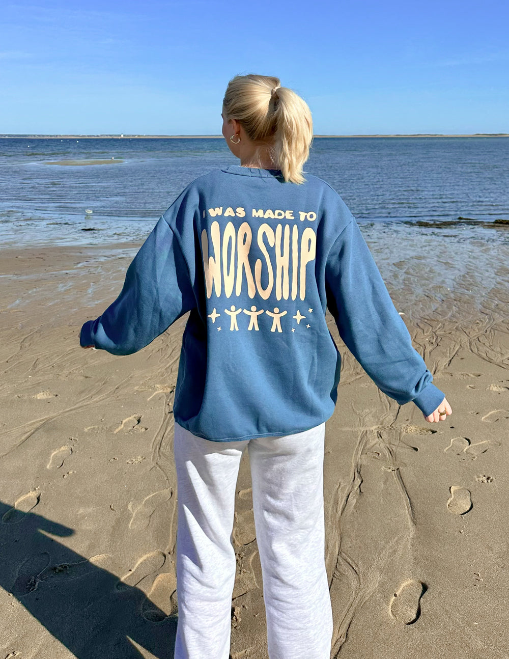 Elevated Faith Made to Worship Unisex Crewneck — color detail