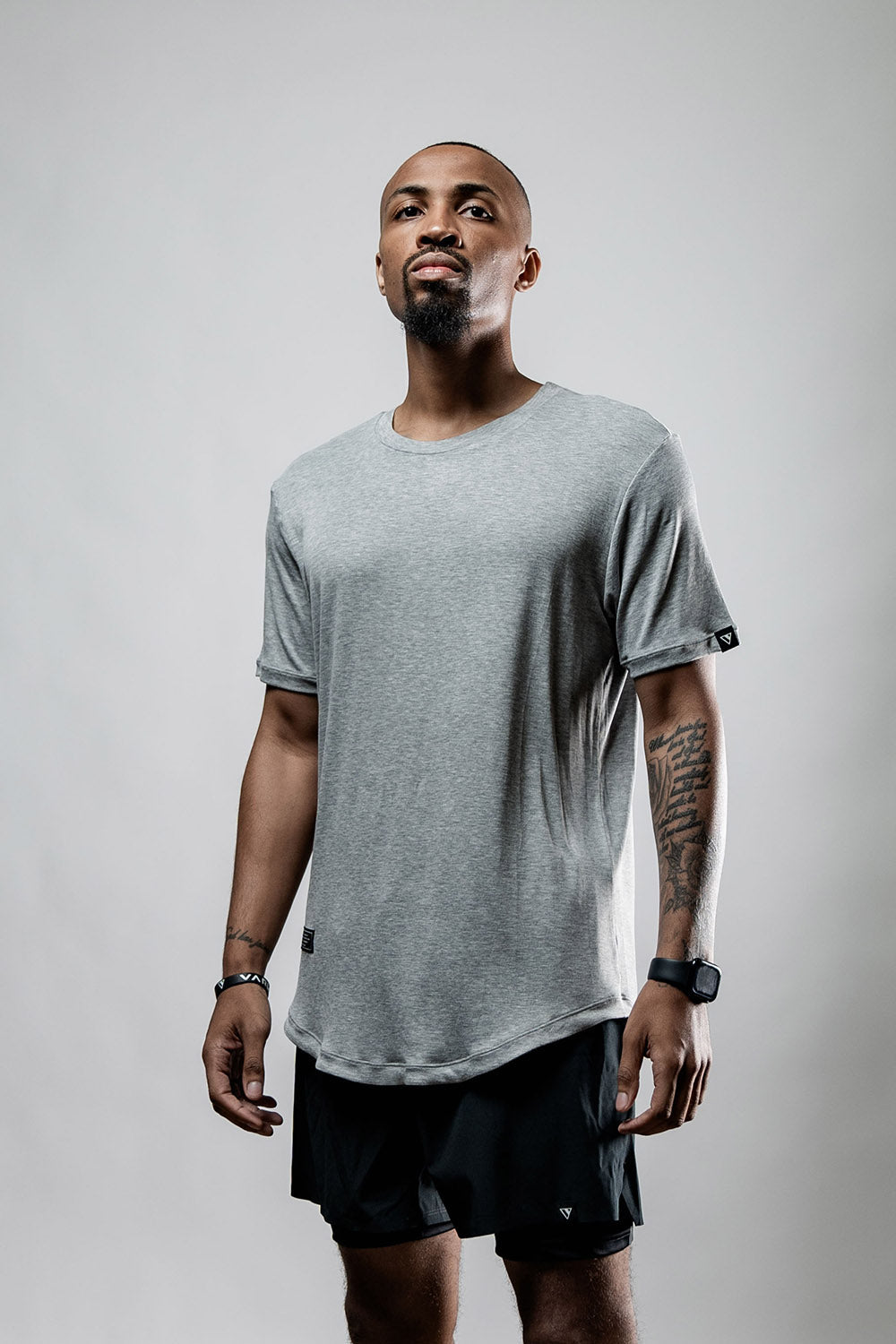 Varlo Men's Everyday Terra Tee (Ashline) — detail close-up