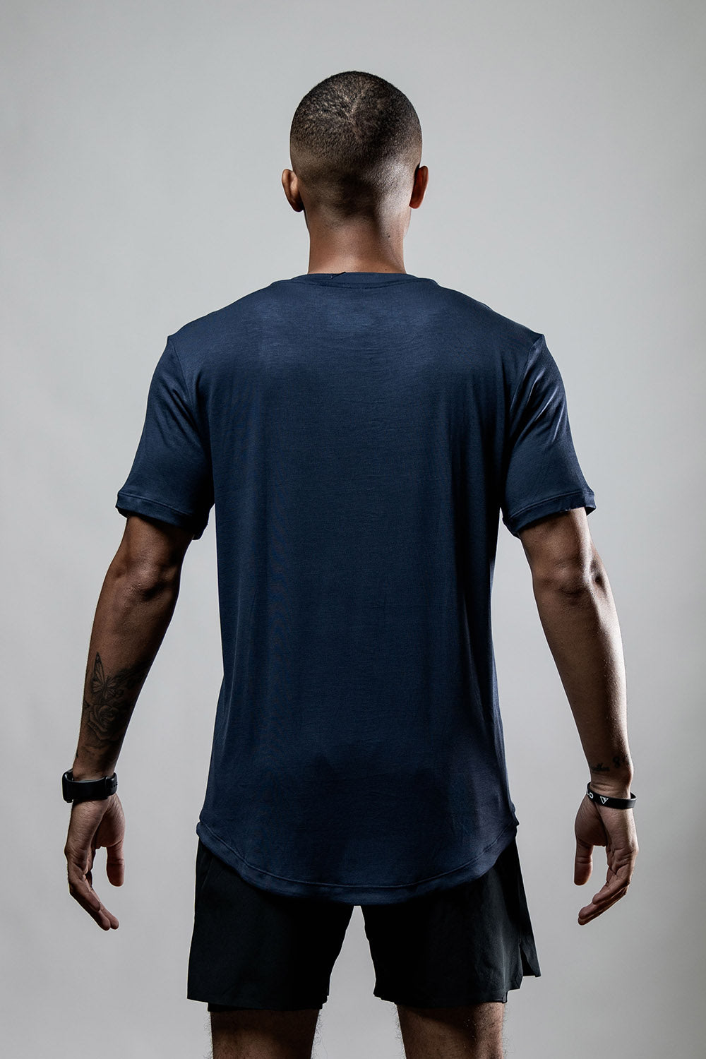 Varlo Men's Everyday Terra Tee (Deepline Blue) — Varlo branding close-up