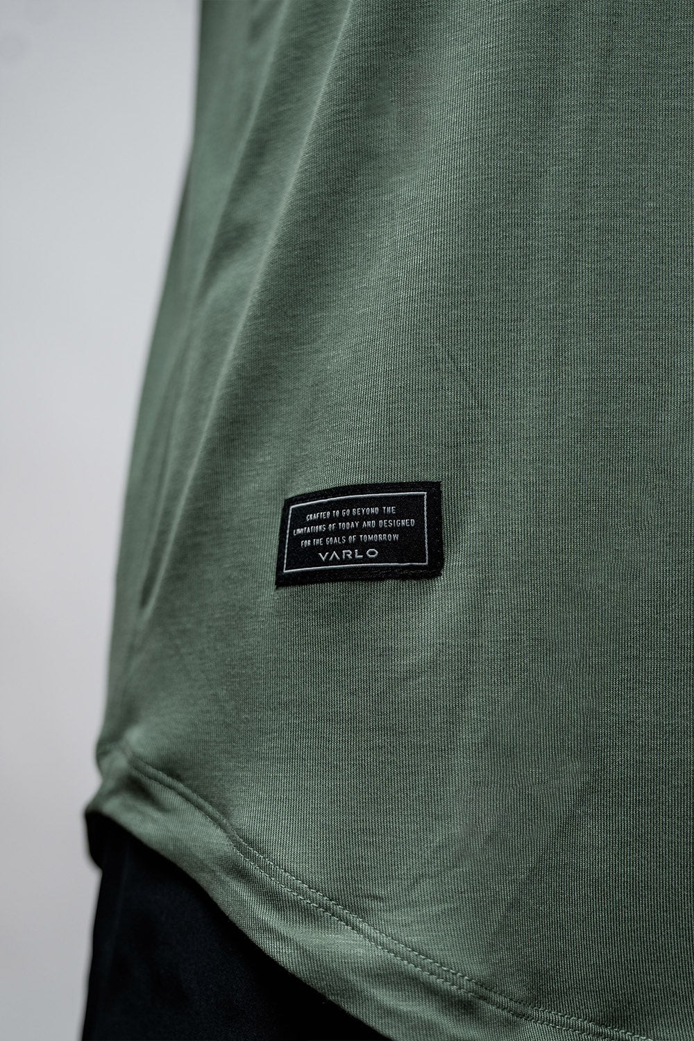 Varlo Men's Everyday Terra Tee (Ironwood) — detail shot 7