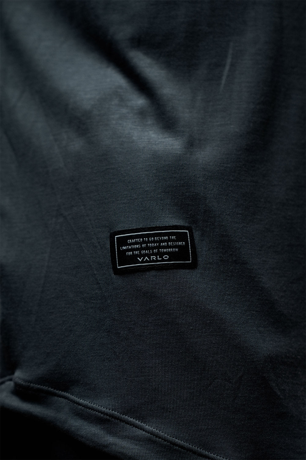 Varlo Men's Everyday Terra Tee (Onyx Drift) — alternative angle