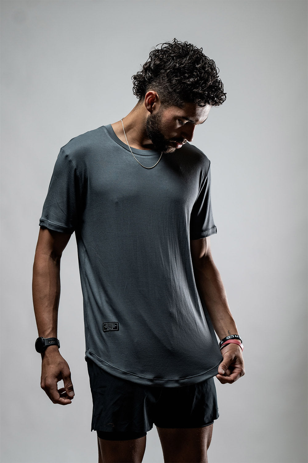 Varlo Men's Everyday Terra Tee (Onyx Drift) — size reference