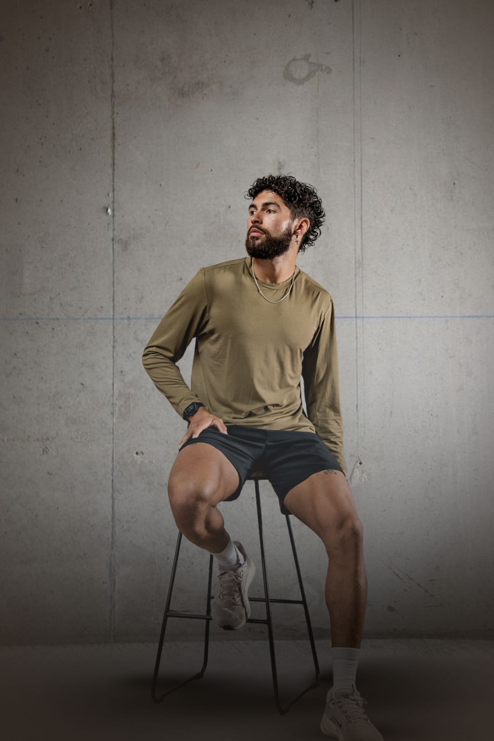 Varlo Men's Terra Recovery Field Shirt (Timber) — in-use photo