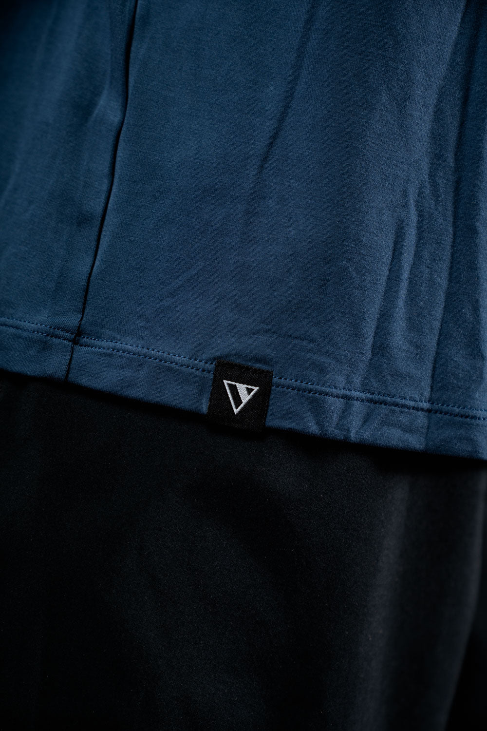 Varlo Men's Terra Recovery Field Shirt (Deepline Blue) — color detail