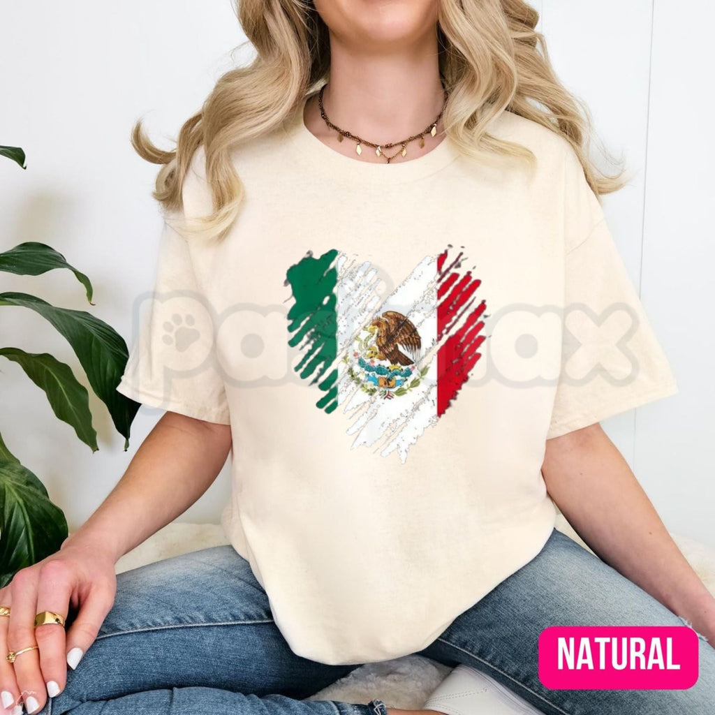 Mexico City Mexican Flag Heart T-Shirt – CDMX Heart Graphic Tee, Cute Mexico Pride Heritage Gift Unisex Shirt