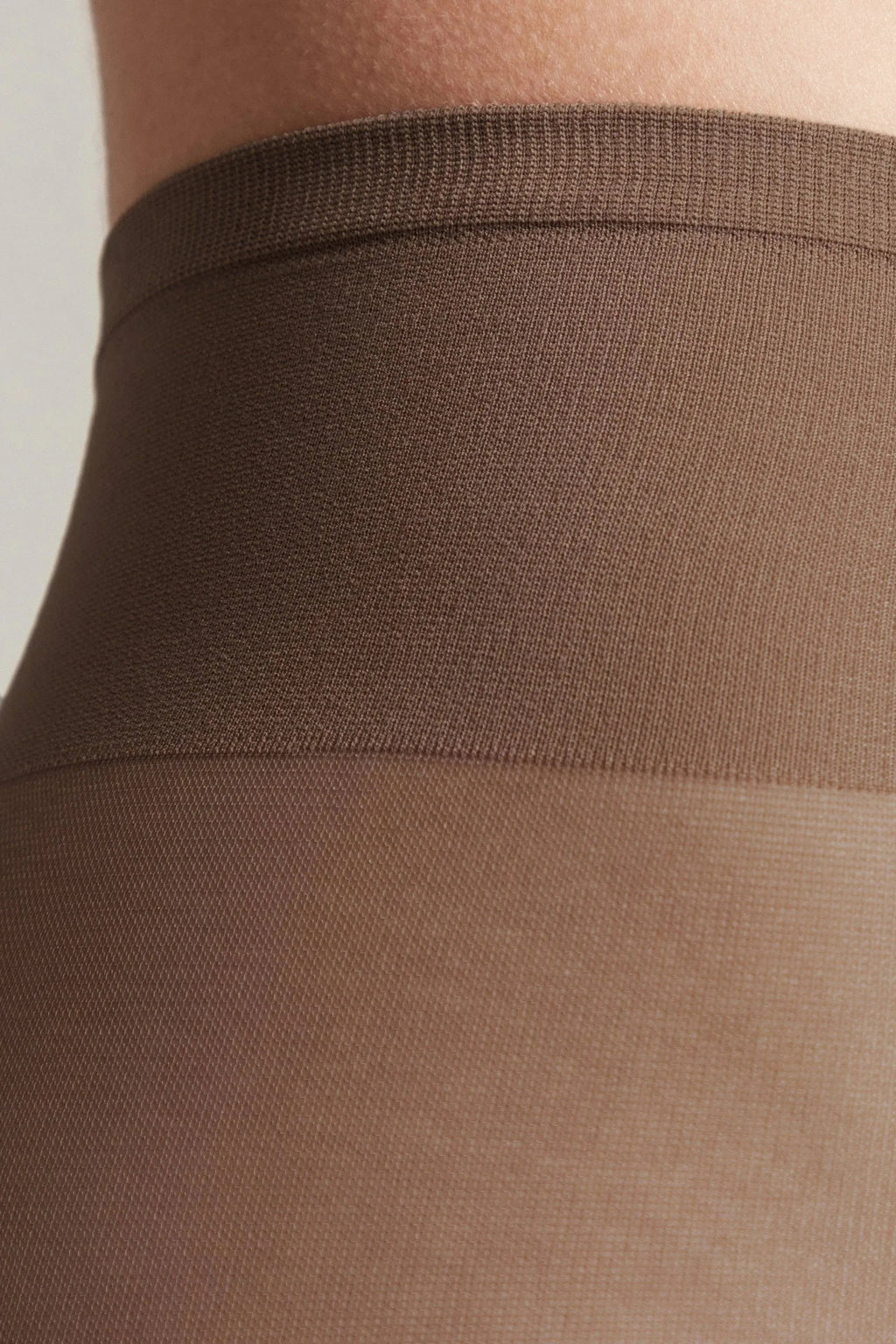 TheRanok.com Tights Conte Top Soft 20 Den - Adjustable Fit for Sensitive Skin — in-use photo