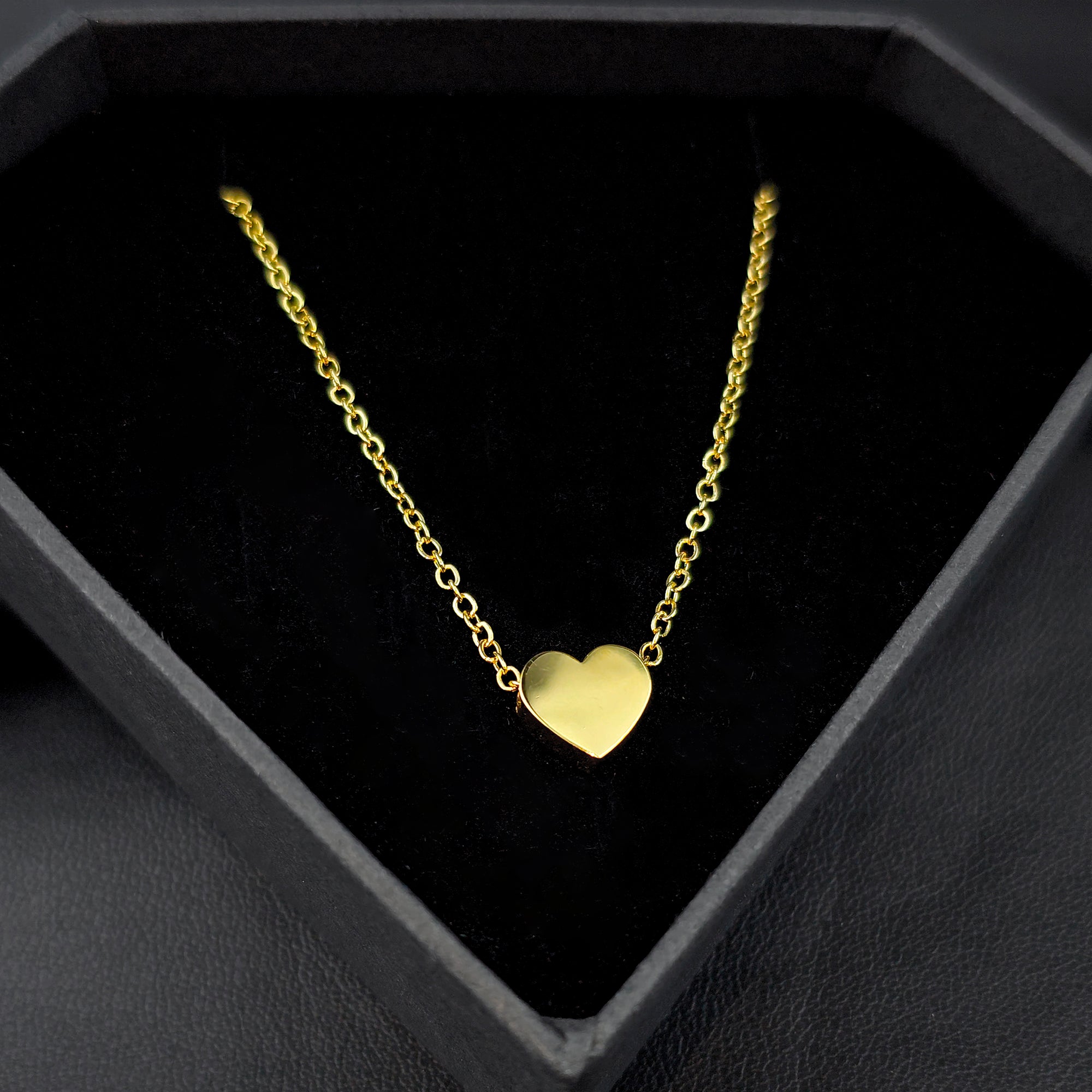 BodyCandy Stainless Steel Gold Tone PVD Chain Dainty Heart Pendant Necklace — detail close-up