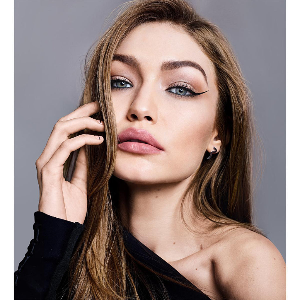 Maybelline New York Hyper Precise All Day Eyeliner - Long-Lasting, Precise Application, 24hr Matte Black Finish