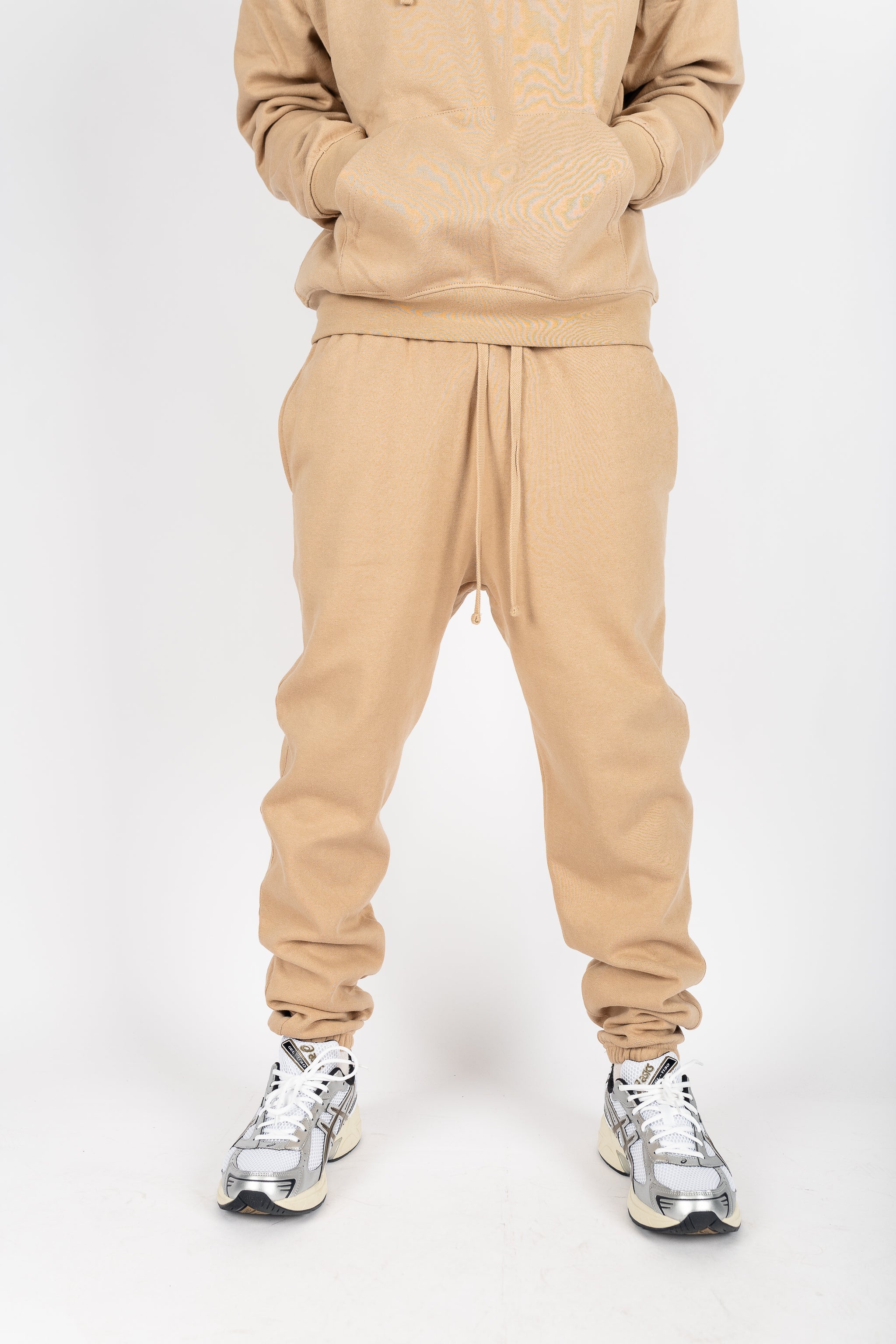 Superline Fleece Joggers — detail shot 10