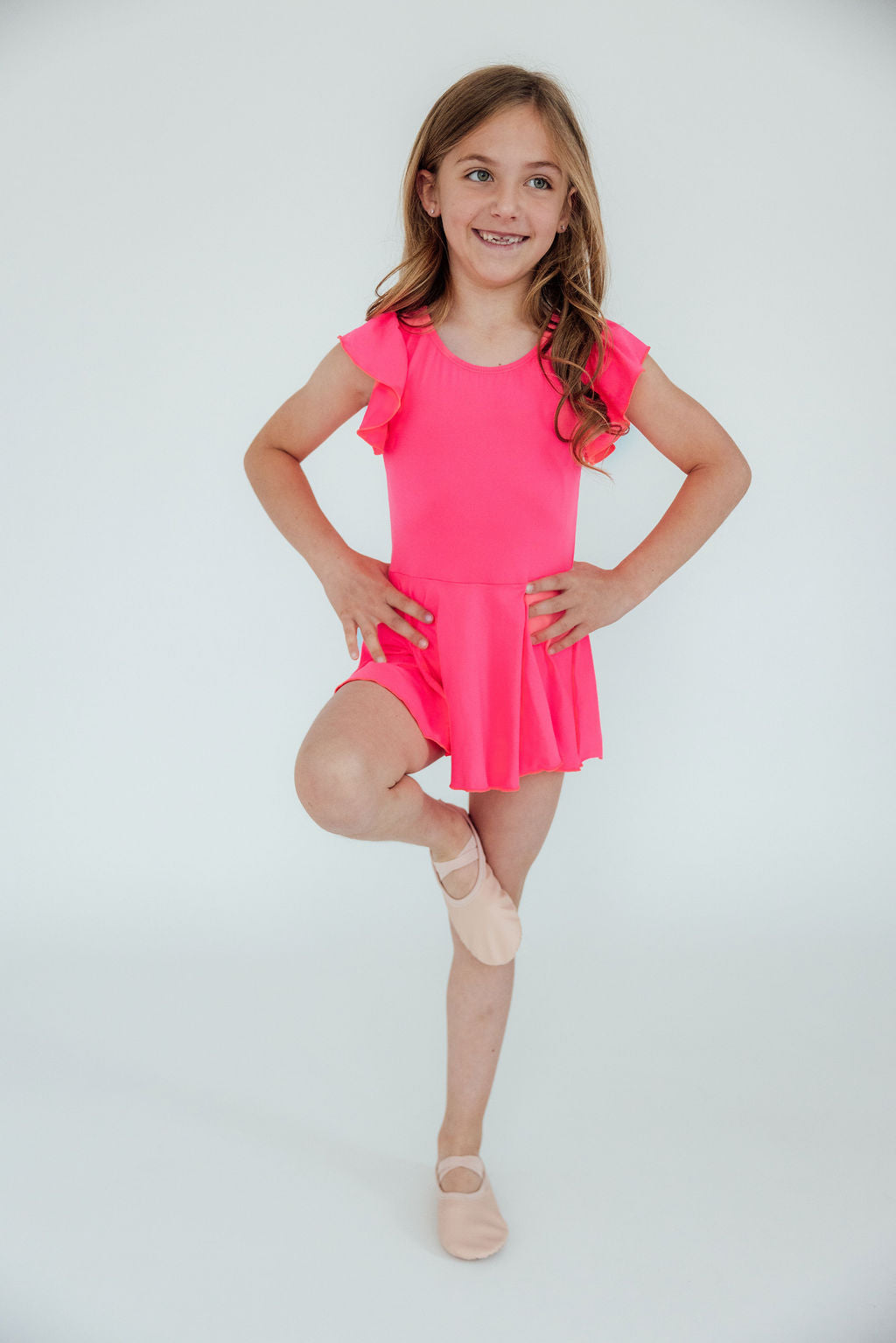 Mila & Rose ® Neon Pink S/S Twirl Leotard — detail close-up