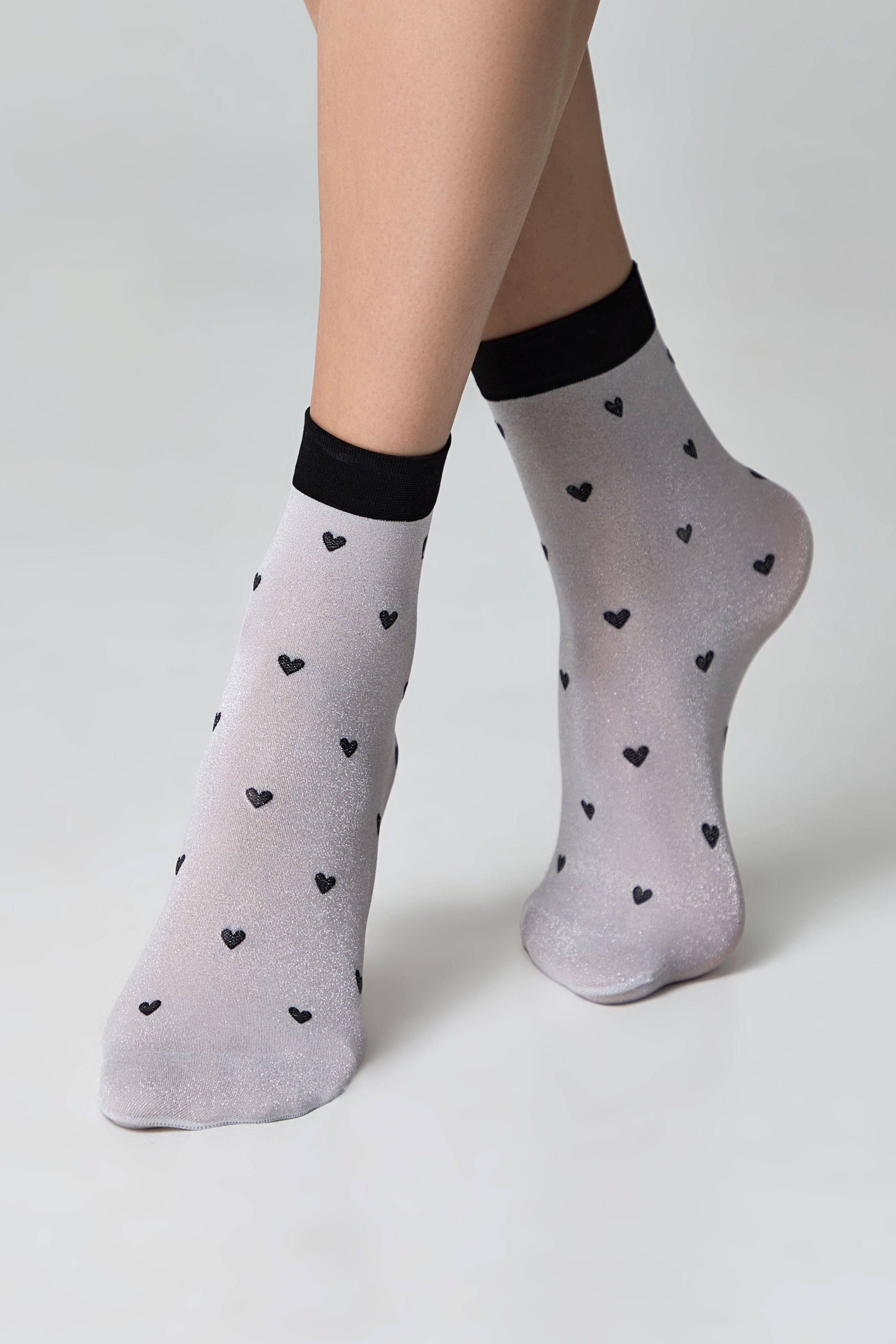 TheRanok.com Shimmering Socks Conte Fantasy - "Hearts" Designs — detail close-up
