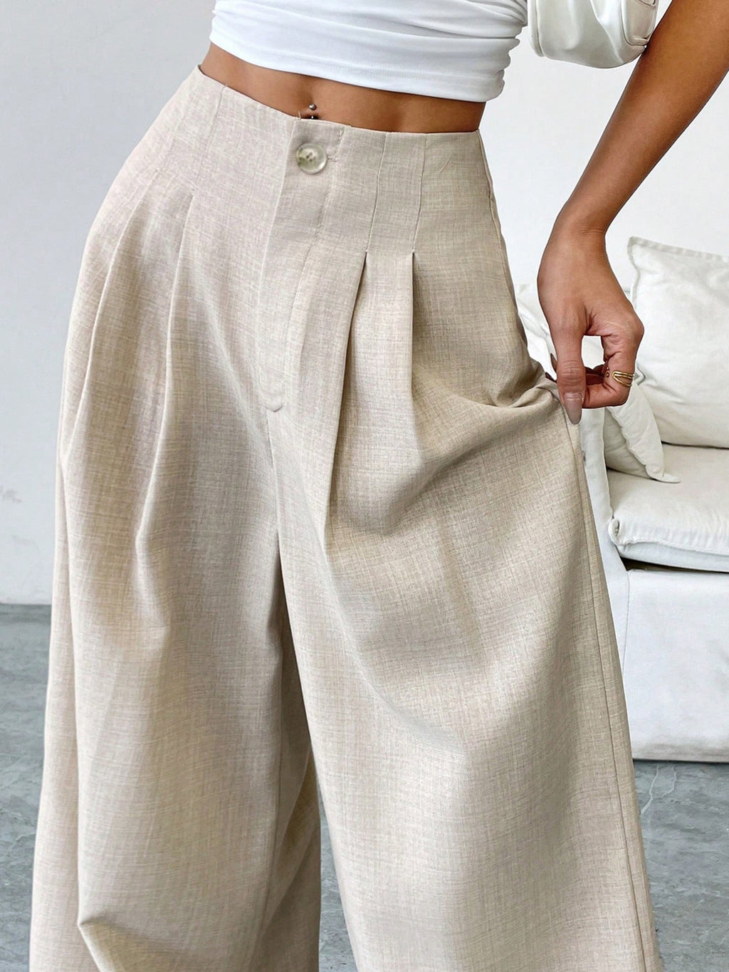 Bella Mia Apricot Elegant Autumn Winter Straight Drooping Women Work Pant Loose Design Slimming Light Luxury Casual Pants — detail and construction