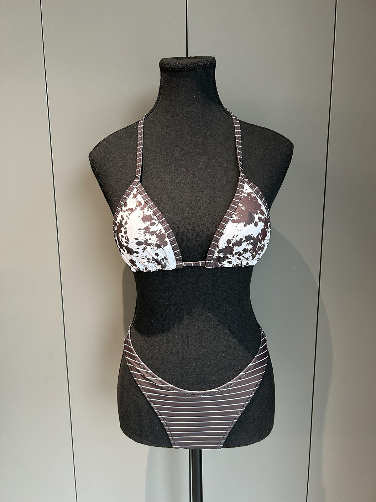 Bella Mia Bikini Sexy Printed Bikini Split Women Swimsuit Women — detail and construction
