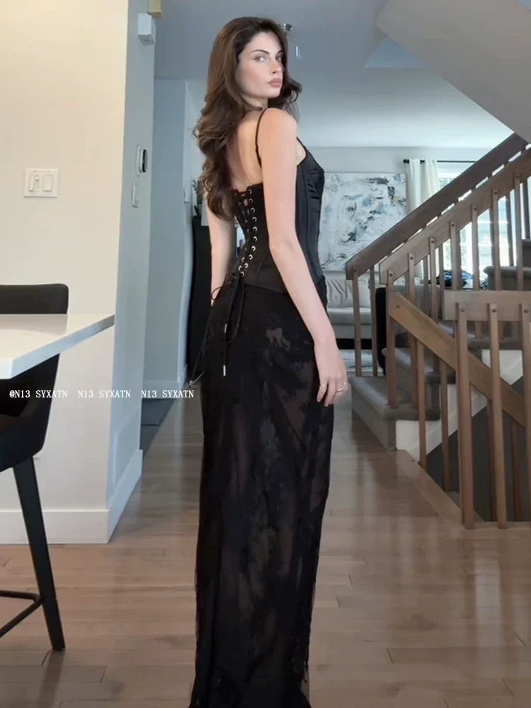 Design Black Lace Hip-Accented Long Slip Dress