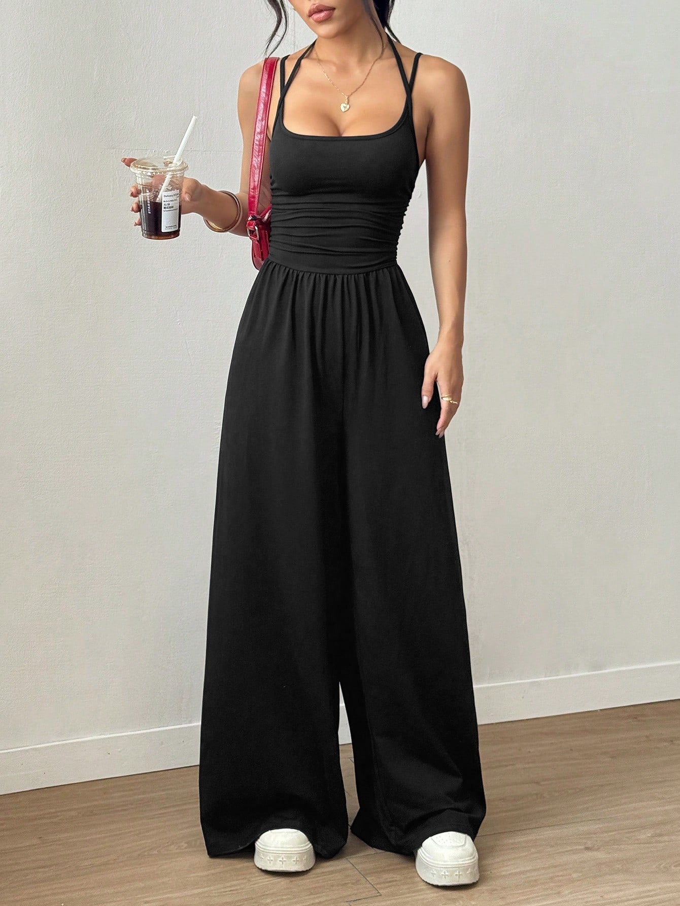 Bella Mia Suspender Women Casual Summer Wide Leg Loose Wrapped Chest Nipped Waist Jumpsuit — detail and construction