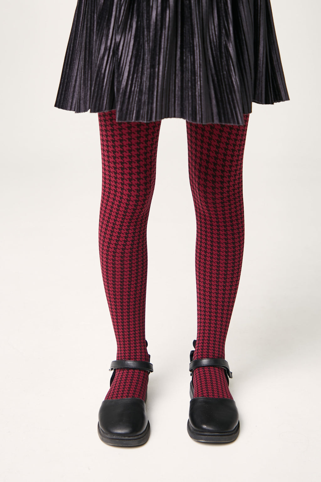 TheRanok.com Conte Tights for girls - Olivia 60 Den — in-use photo