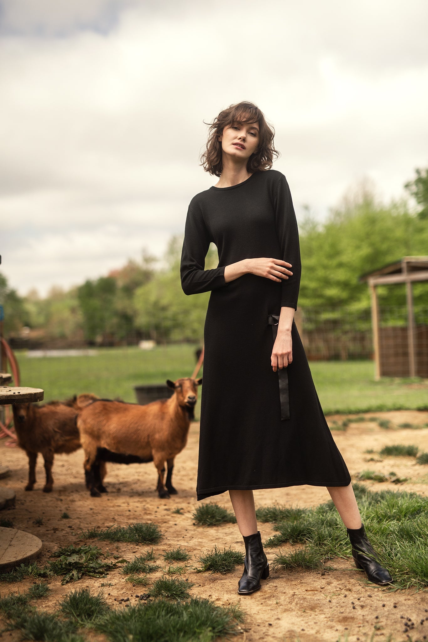 profile-nyc BLACK KNIT DRESS WITH WAIST BUCKLE — main product shot