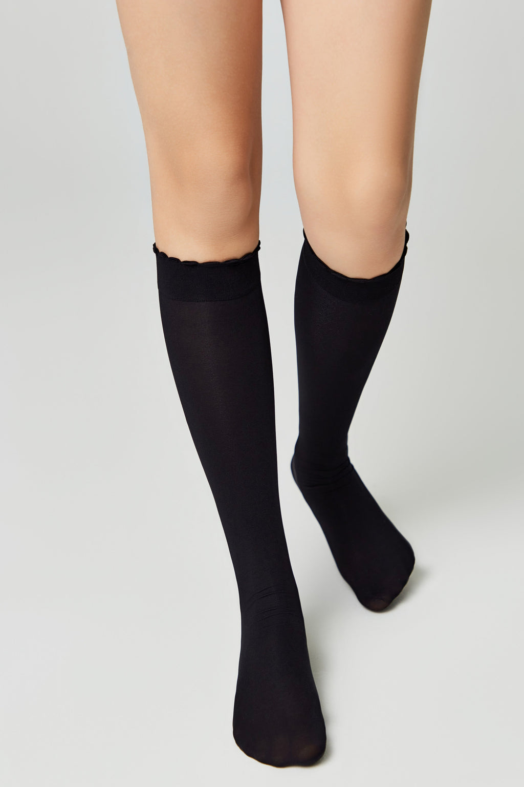 TheRanok.com Conte Knee-High Socks for girls - Princess 40 Den — packaging