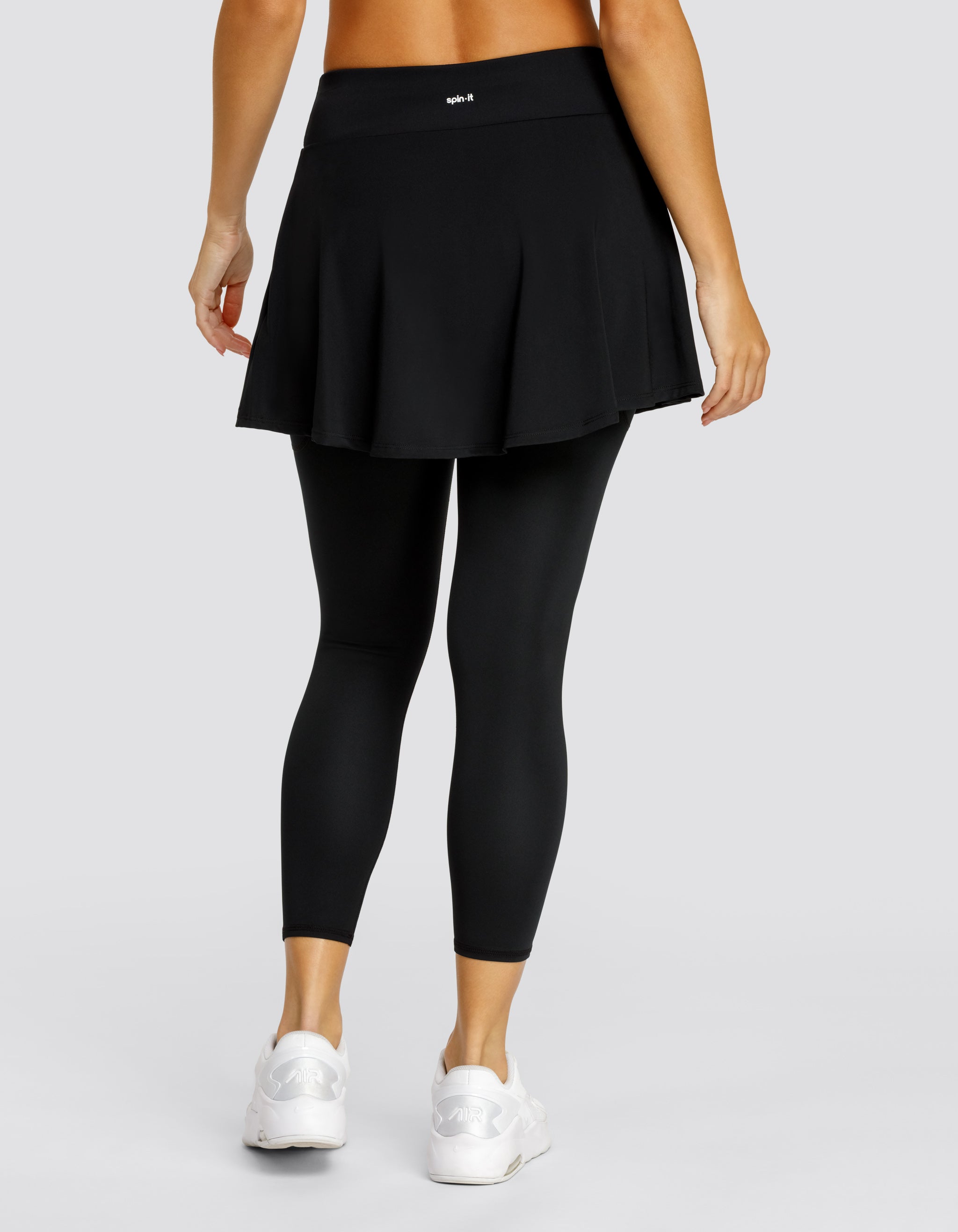 SKIPPER MID-RISE SKIRTED LEGGING - ONYX BLACK