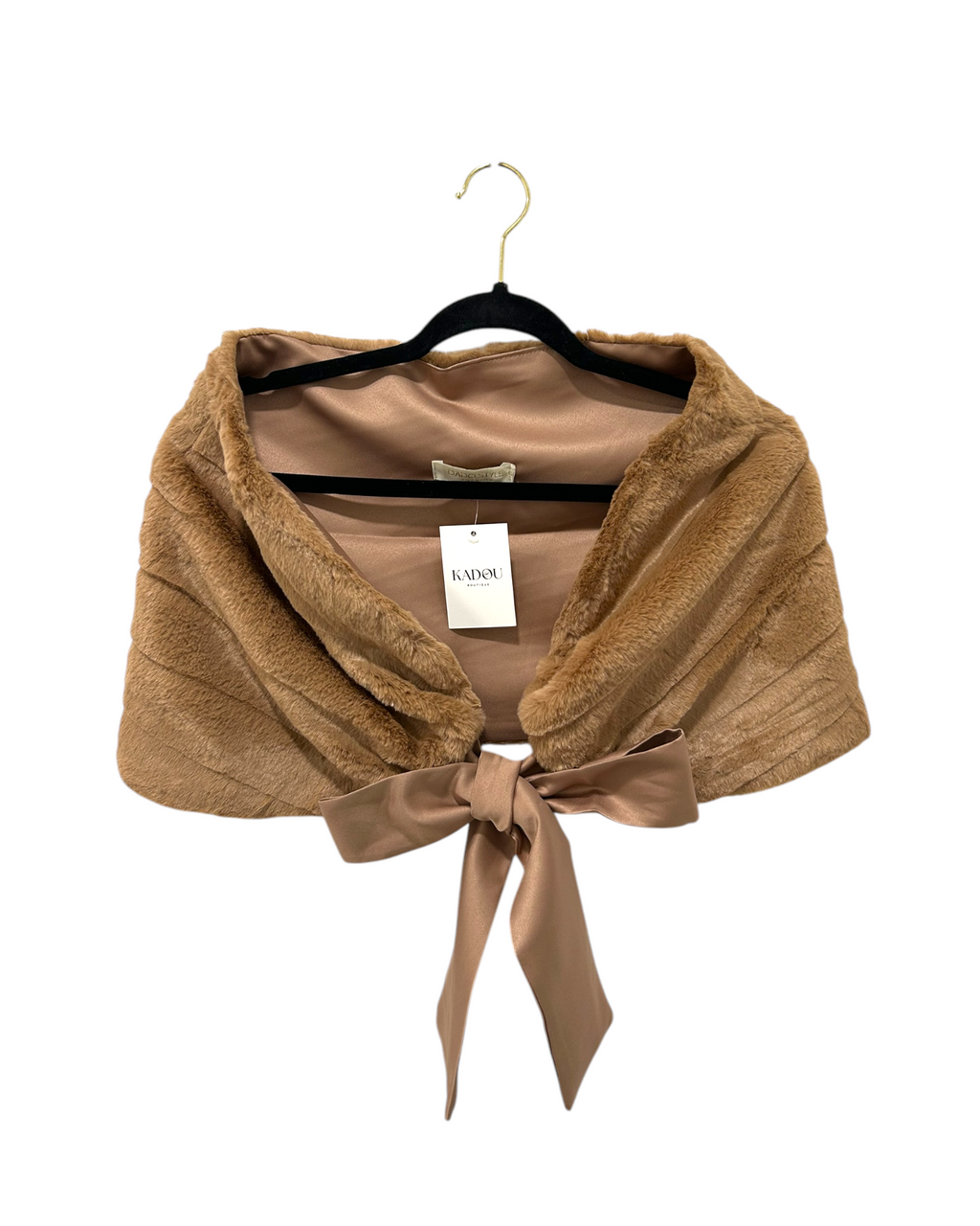 KADOU BOUTIQUE Faux-Fur Shrug — detail close-up