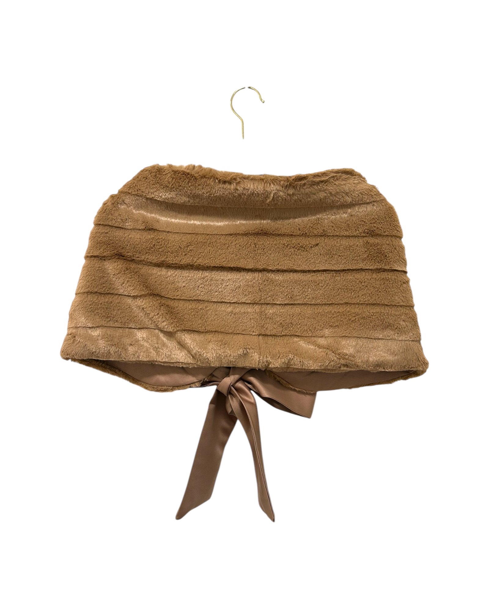 KADOU BOUTIQUE Faux-Fur Shrug — lifestyle context